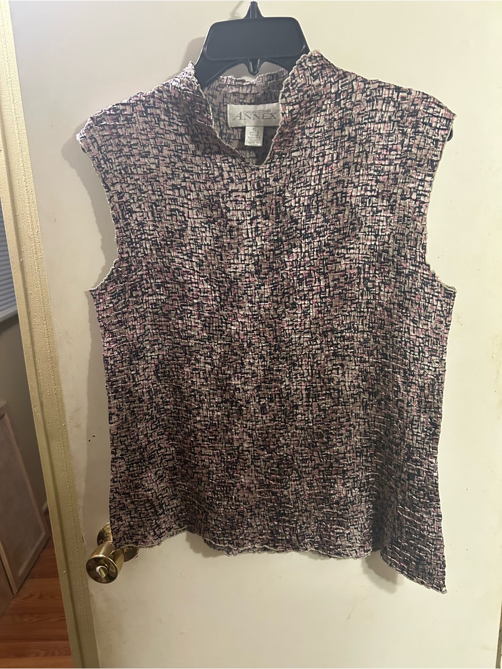 Casual Corner Pink and Black Tweed Sleeveless Shell Top